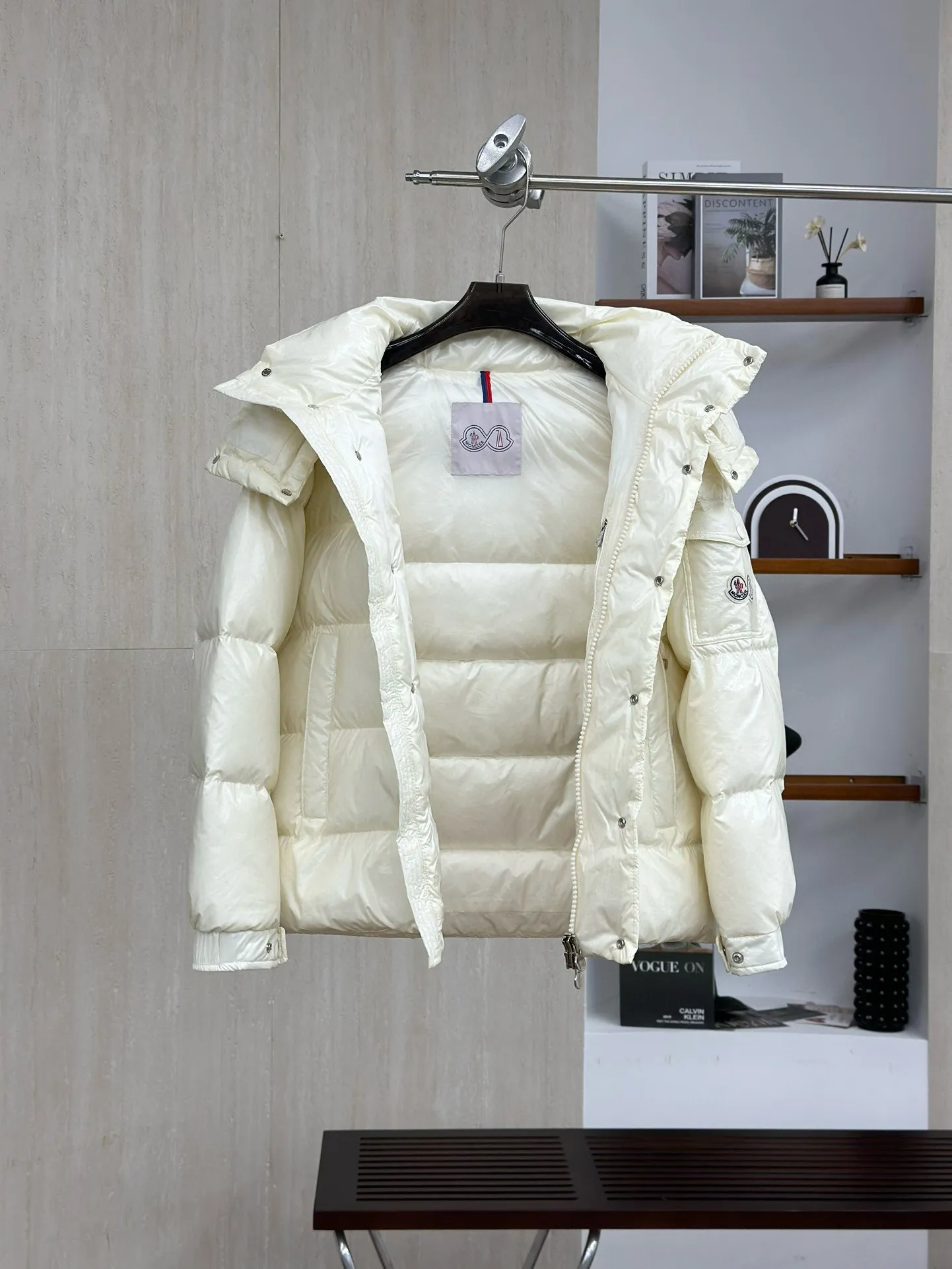 P390 2026 New Arrival 。 Premium ， 90 Classic Logo ， ， ，Lightweight ， ， ！ ， ！ ， ， ， 。 ， ， ， ， ， 。 ！ Same Style Series！Sizes：M-3XL
